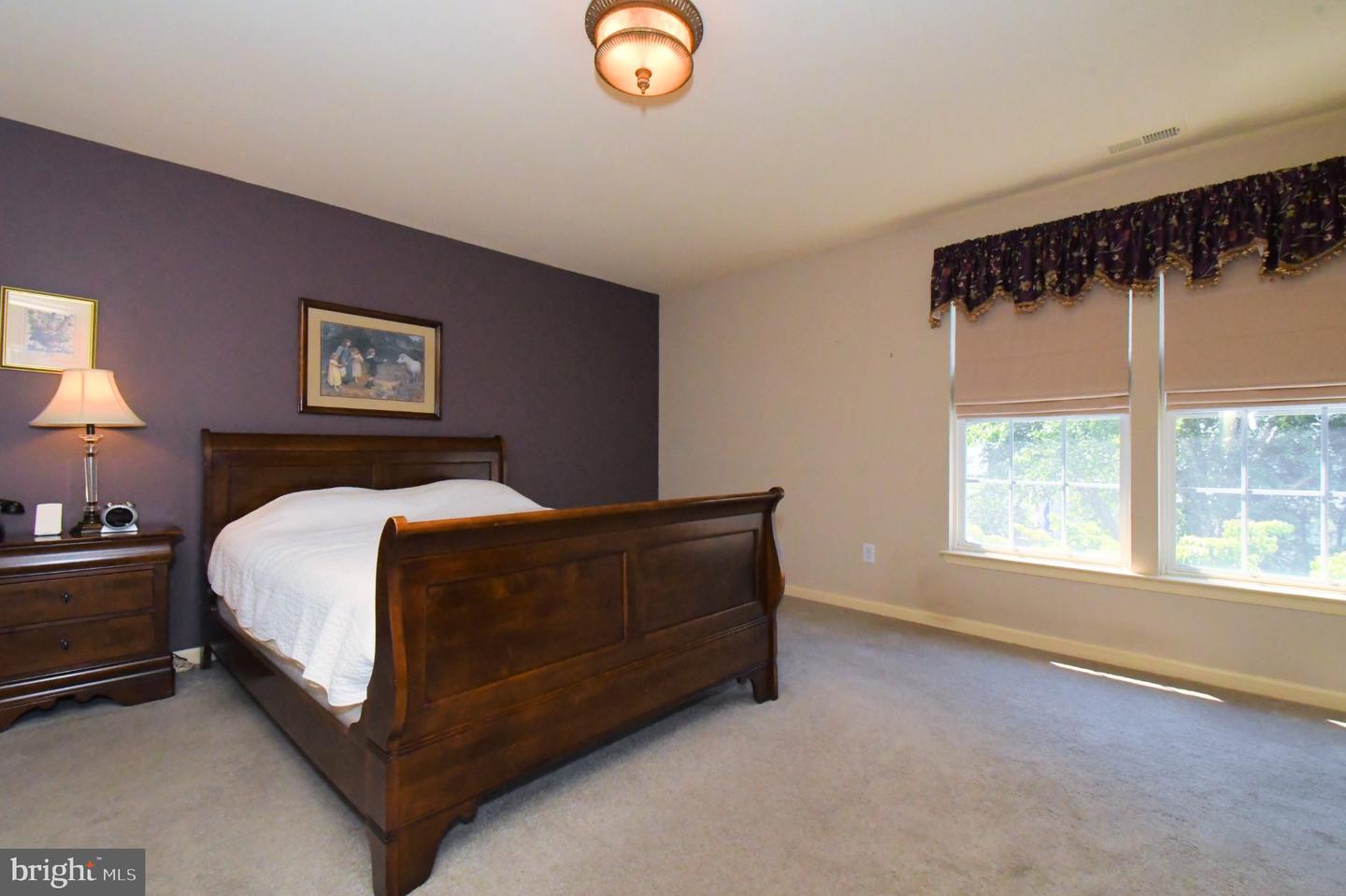 4528 Deep Glen Way Property Photo 29