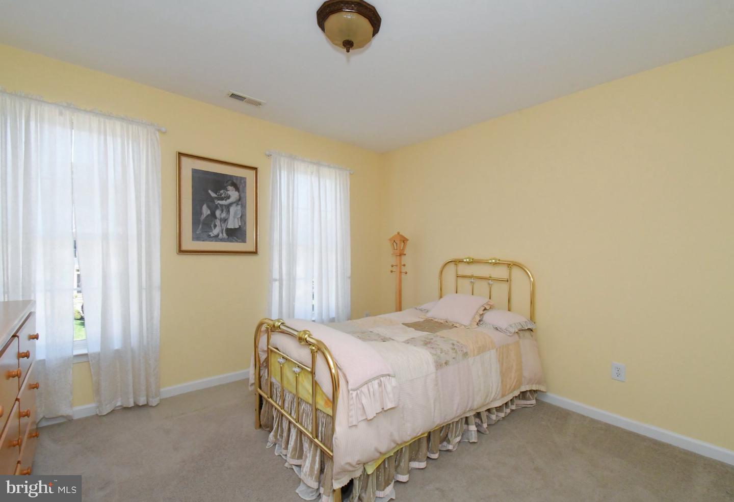 4528 Deep Glen Way Property Photo 34