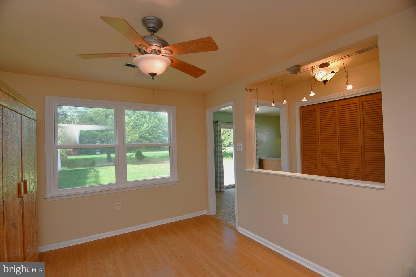 2037 Clover Mill Rd Property Photo 7