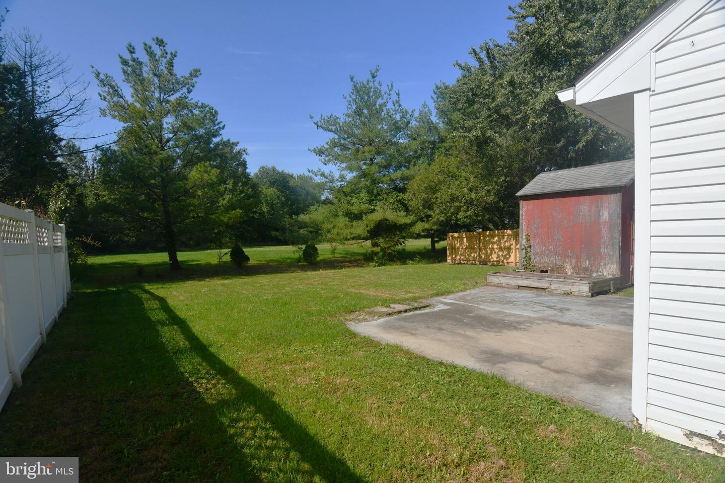 2037 Clover Mill Rd Property Photo 18
