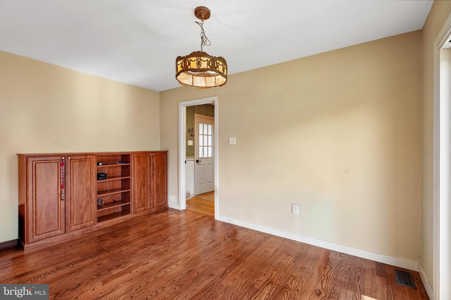 64 Canal Run W Property Photo 10