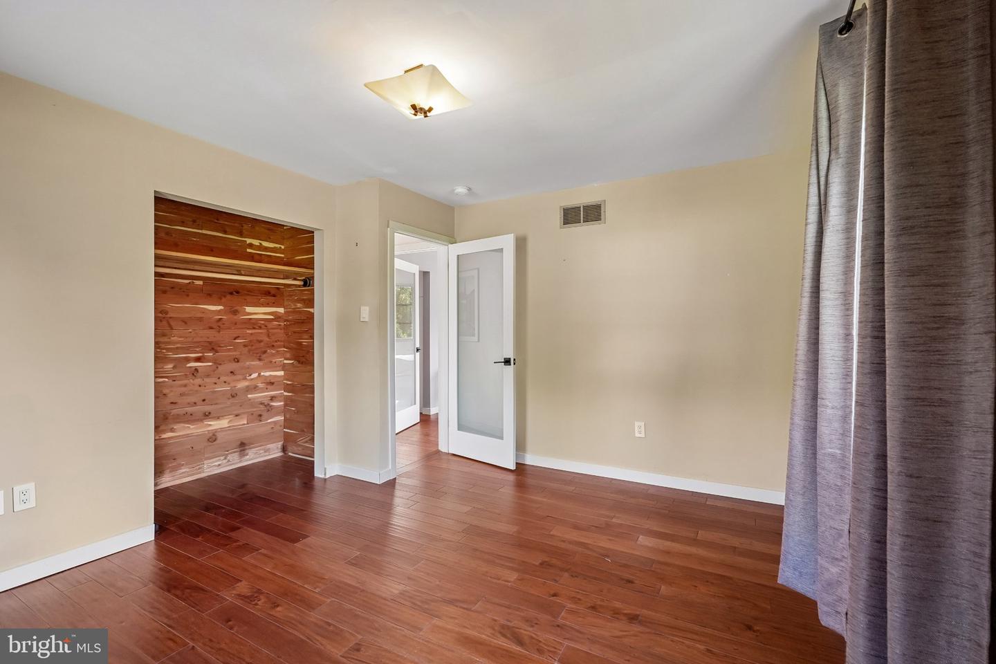 64 Canal Run W Property Photo 31