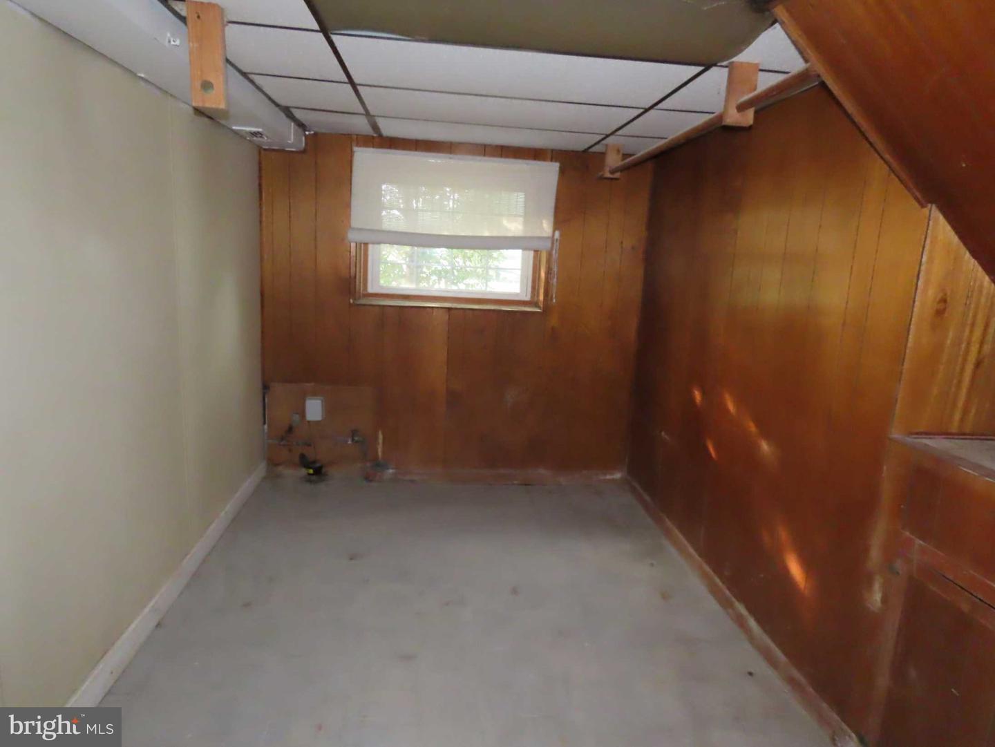 335 Gibson Ave Property Photo 14