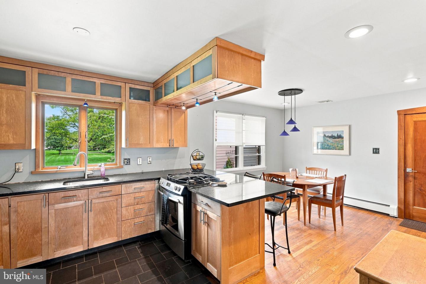 272 W Sandy Ridge Rd Property Photo 16
