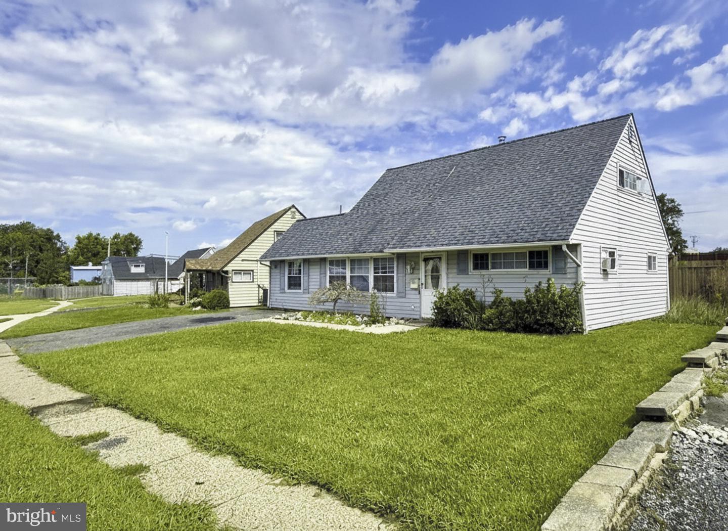 50 Margin Rd Property Photo 2