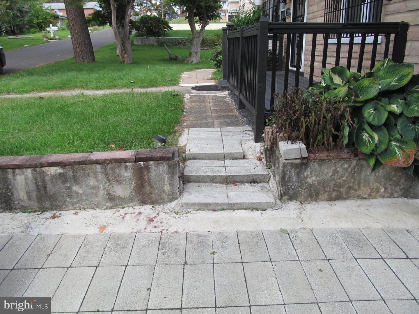 2351 Kay Ave Property Photo 4