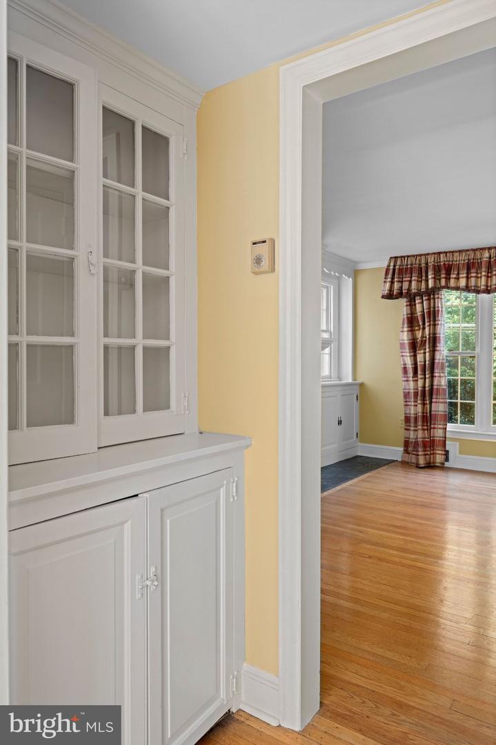 1006 Buckingham Way Property Photo 10