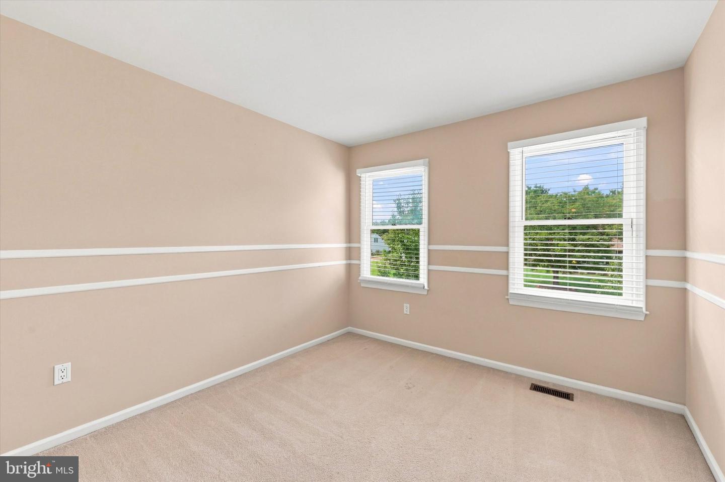 7 Ruby Ct Property Photo 9