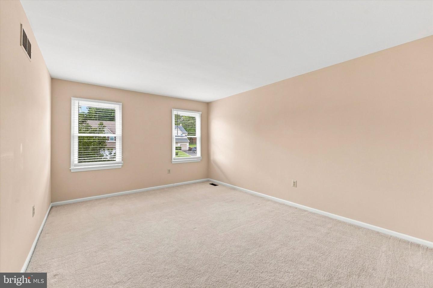 7 Ruby Ct Property Photo 10