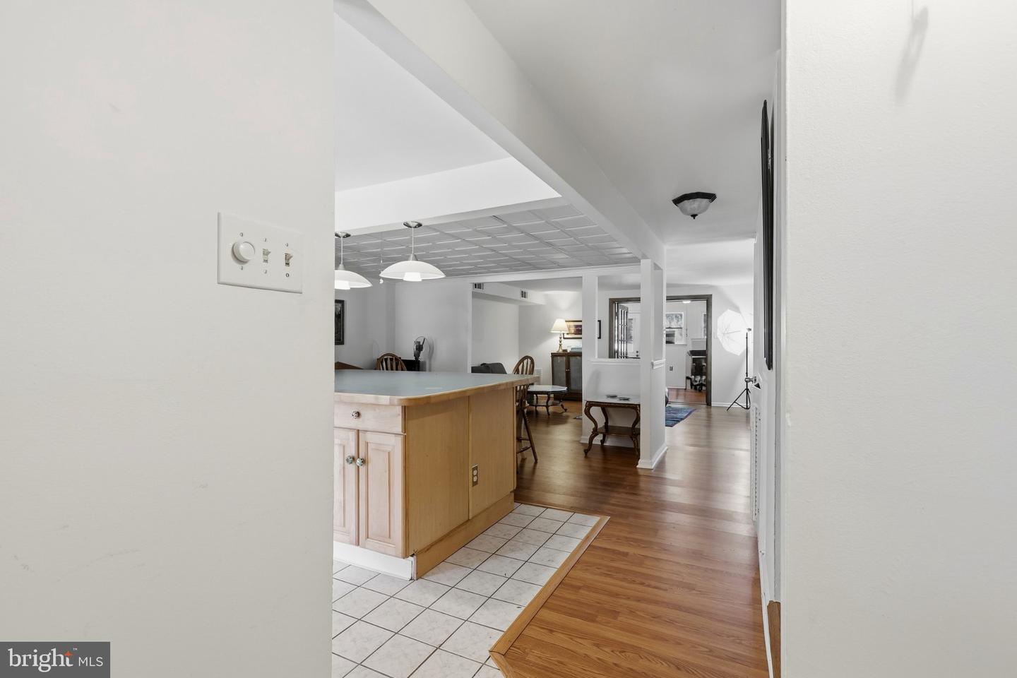 17 Constitution Ave Property Photo 5
