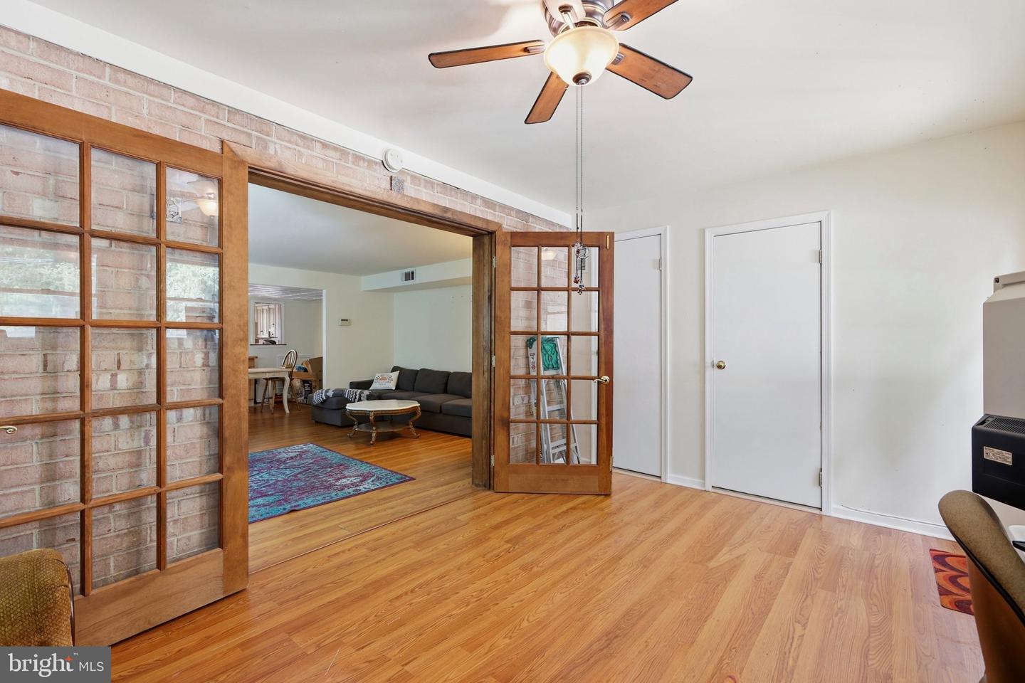 17 Constitution Ave Property Photo 21