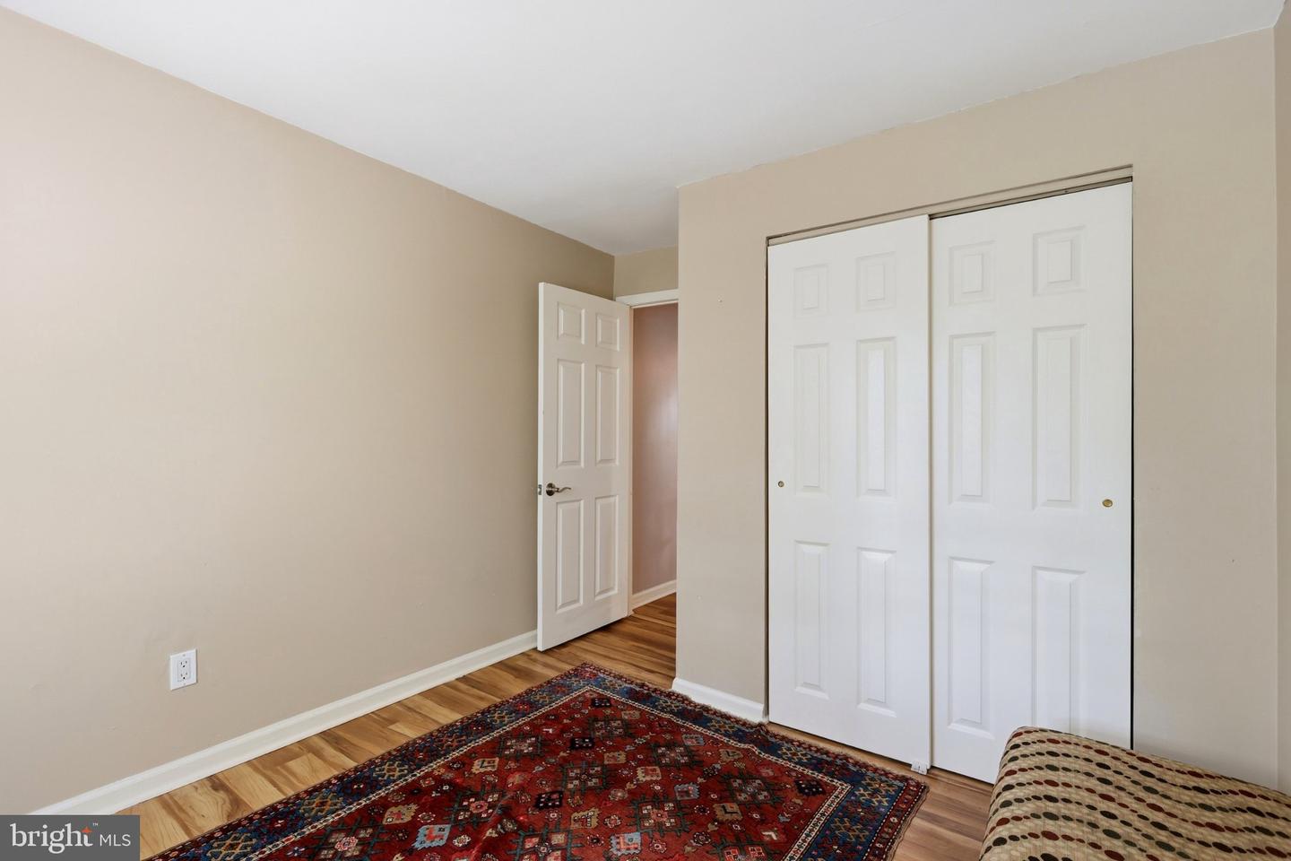 17 Constitution Ave Property Photo 28