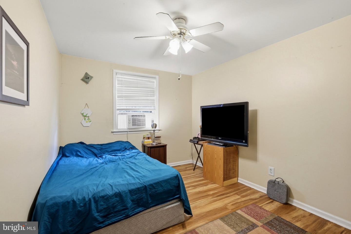 17 Constitution Ave Property Photo 32