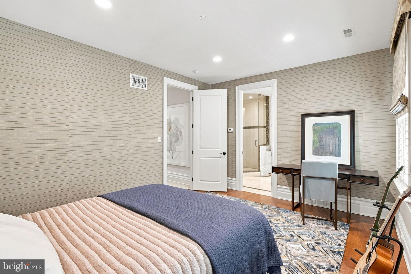 68 New St Property Photo 35