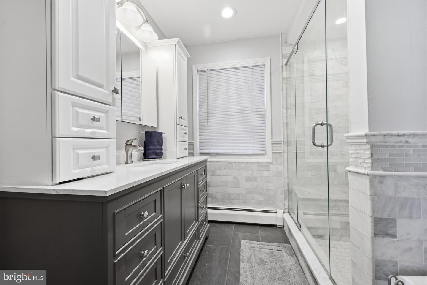 551 Stonybrook Dr #e Property Photo 20