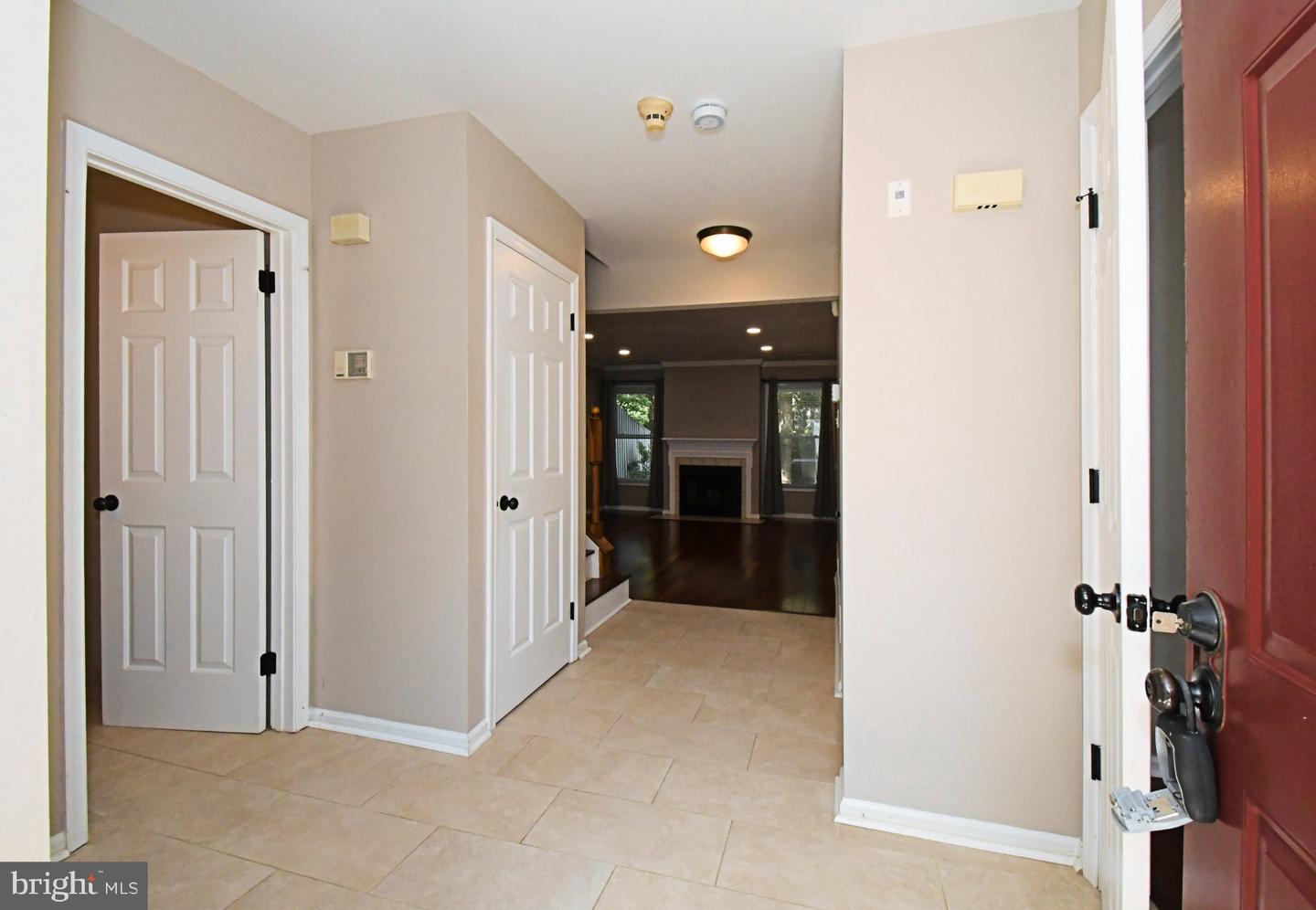 6 Kanon Ct Property Photo 5