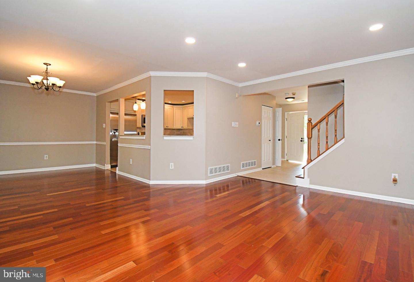 6 Kanon Ct Property Photo 8