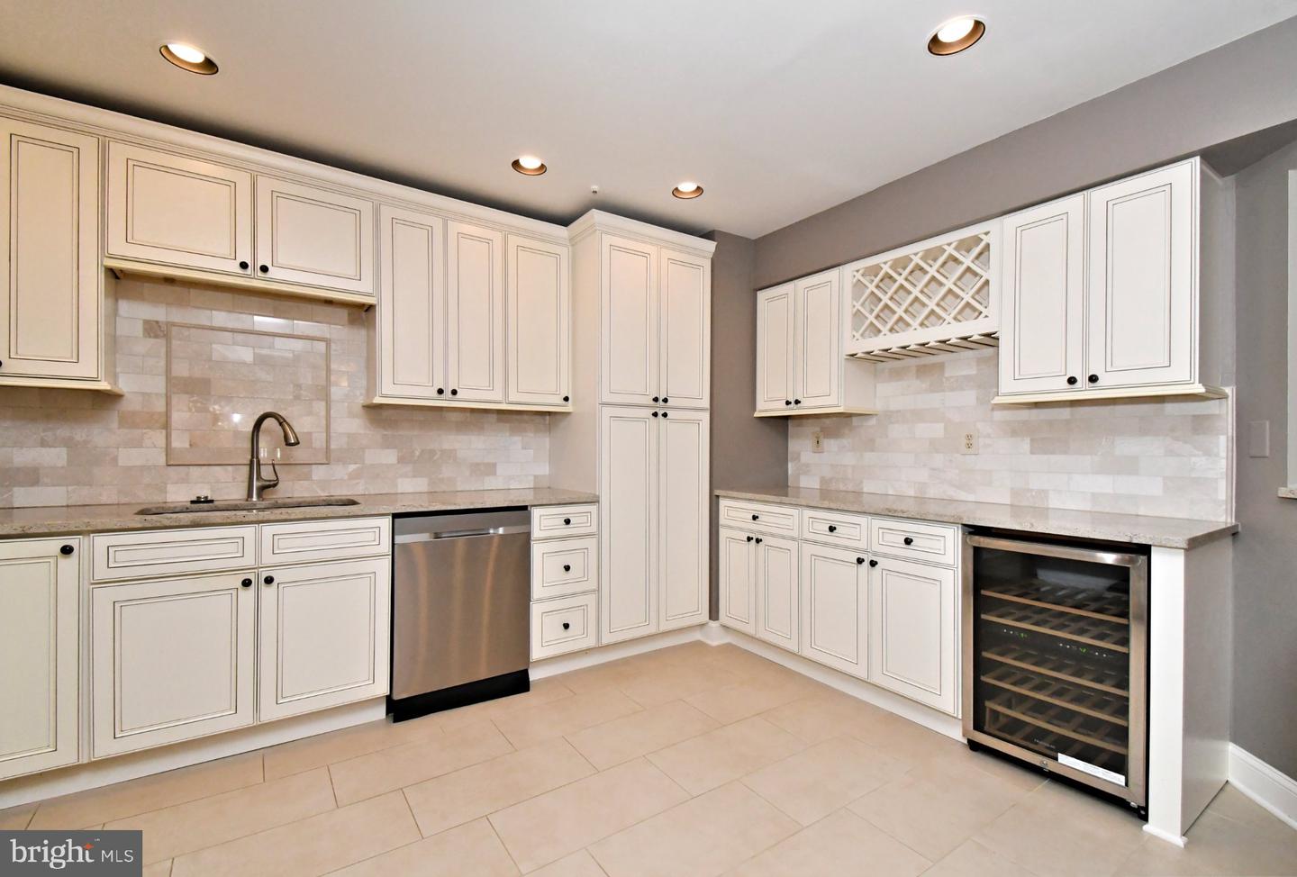 6 Kanon Ct Property Photo 16