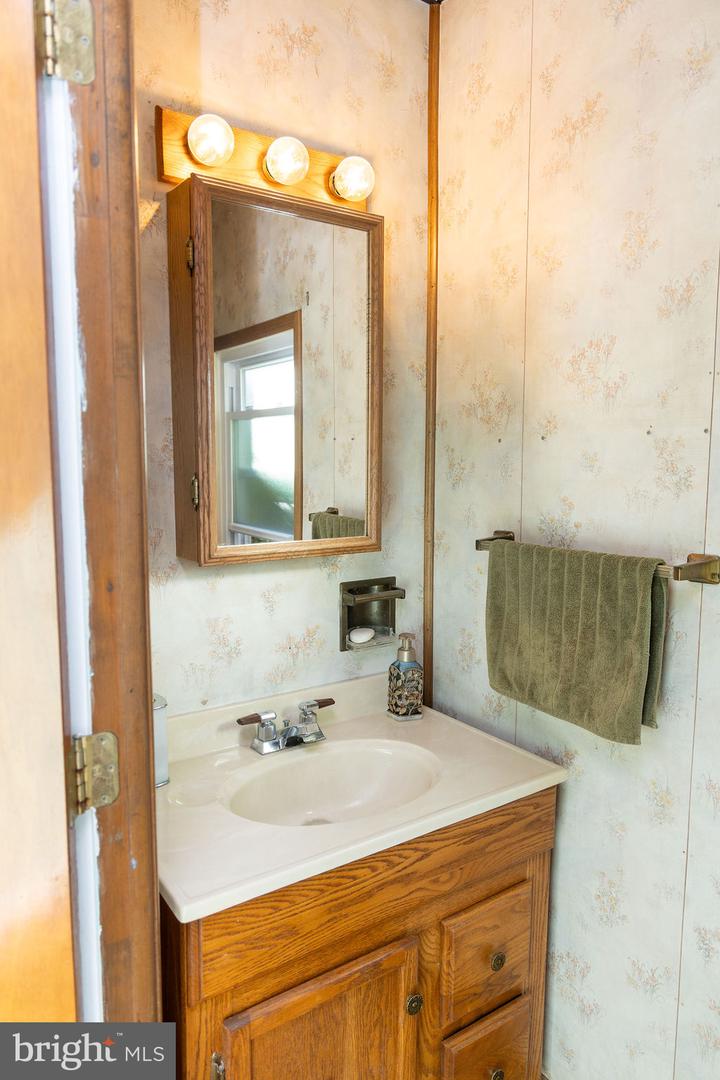40 S 11th St Property Photo 13