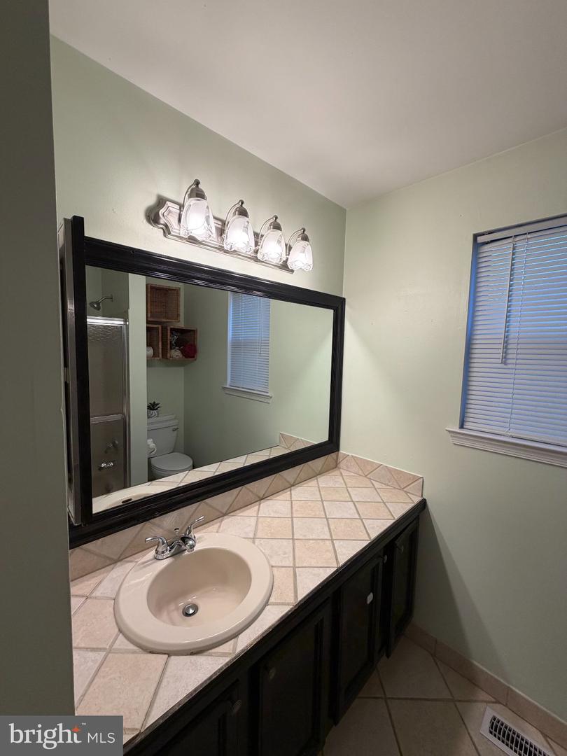 1322 Bradford Ln Property Photo 13