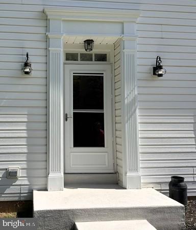1 Kristine Ln Property Photo 4