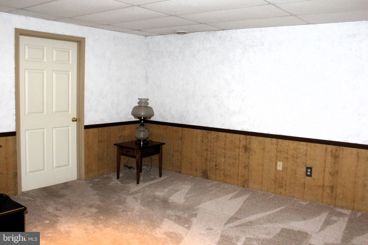 1 Kristine Ln Property Photo 44