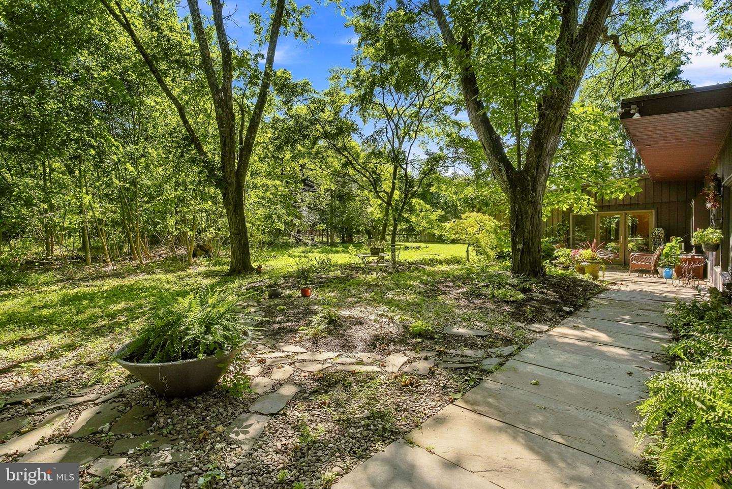 195 Woodhill Rd Property Photo 27