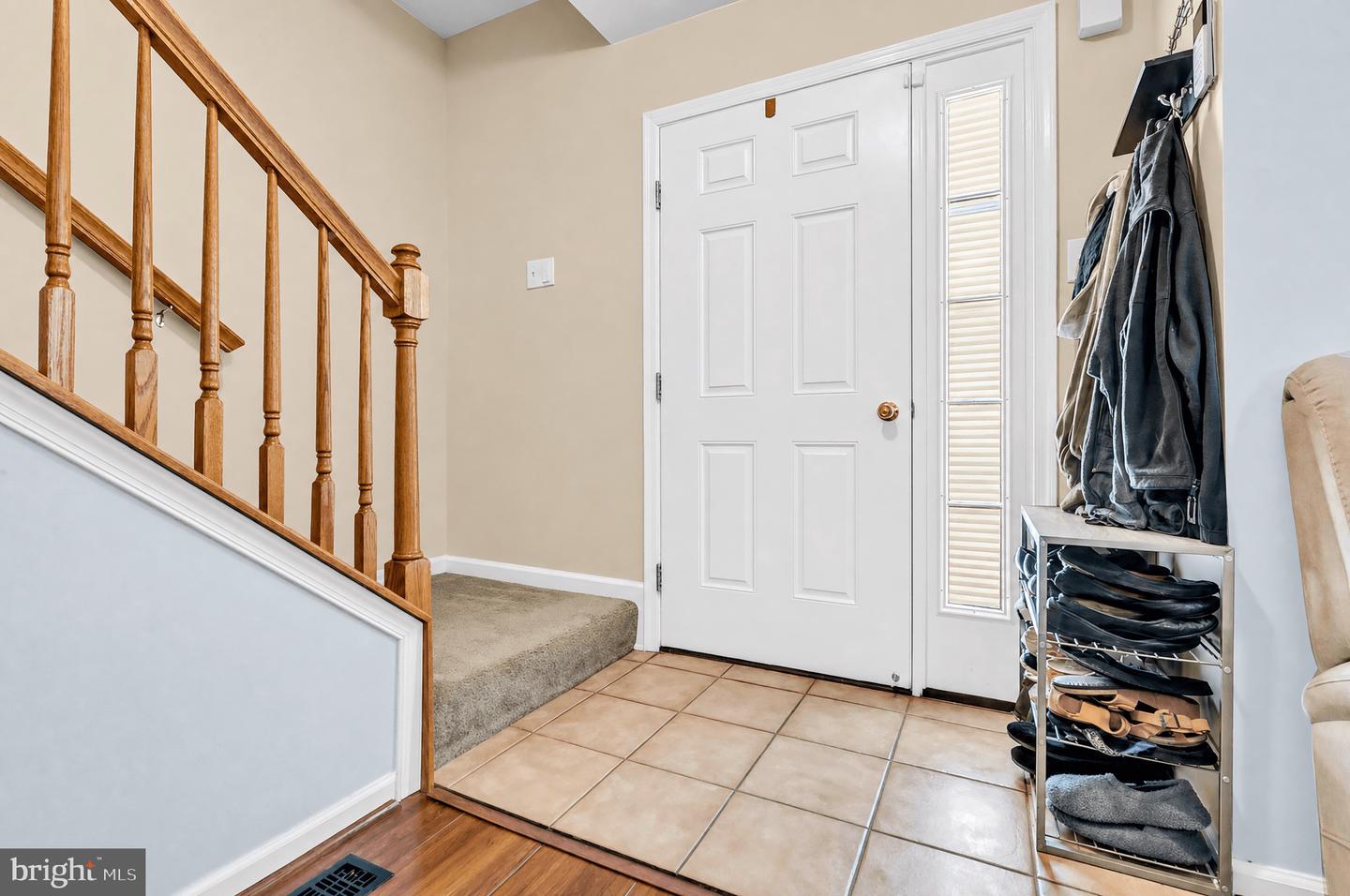 312 Goldenrod Ct Property Photo 5