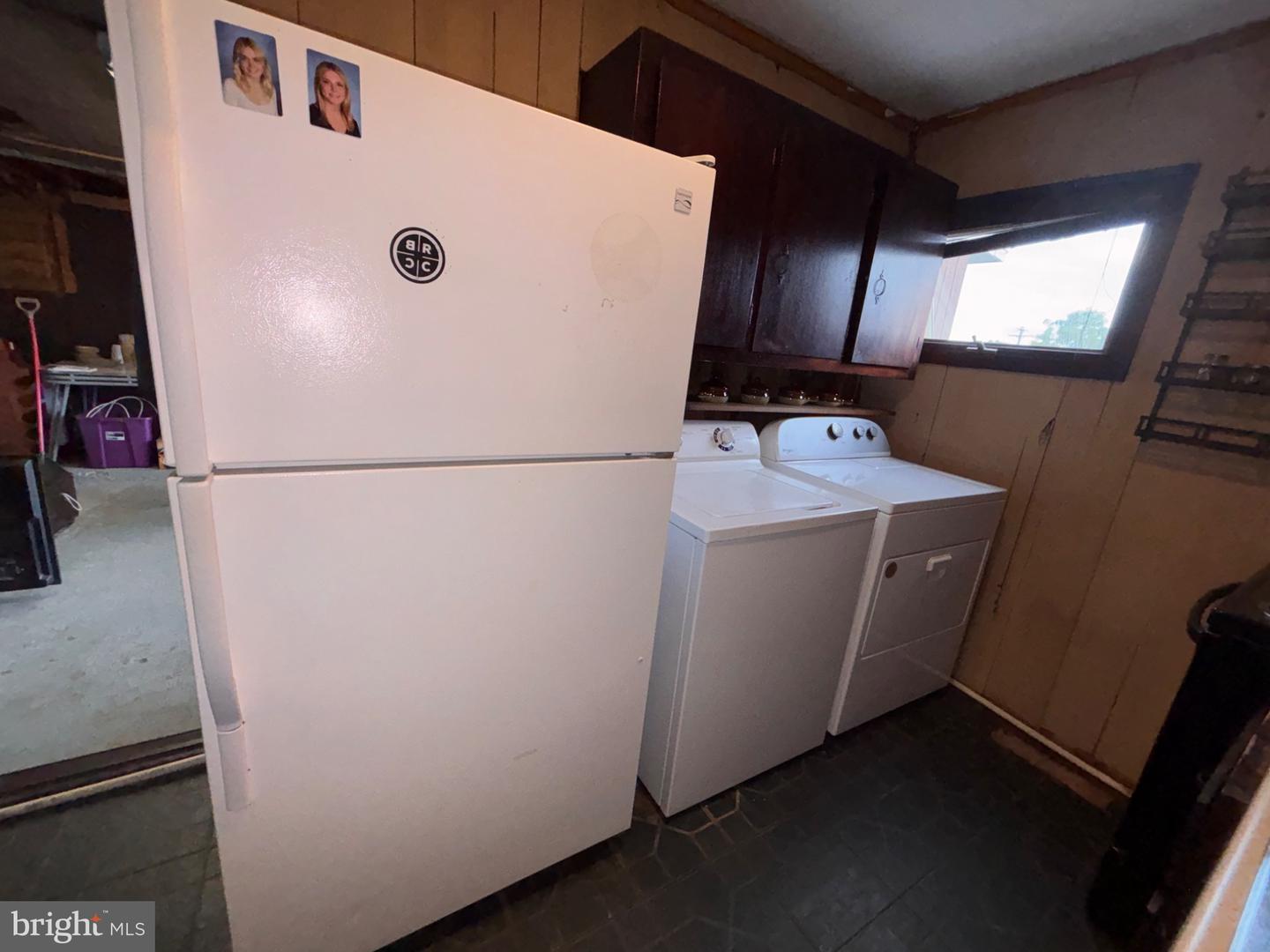 265 Wyandotte Rd Property Photo 14