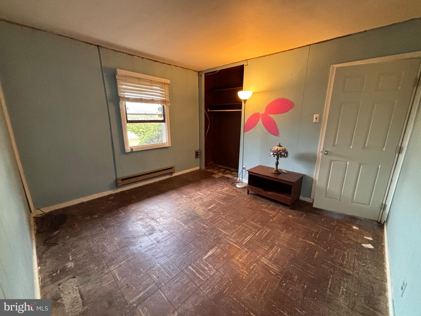 265 Wyandotte Rd Property Photo 18