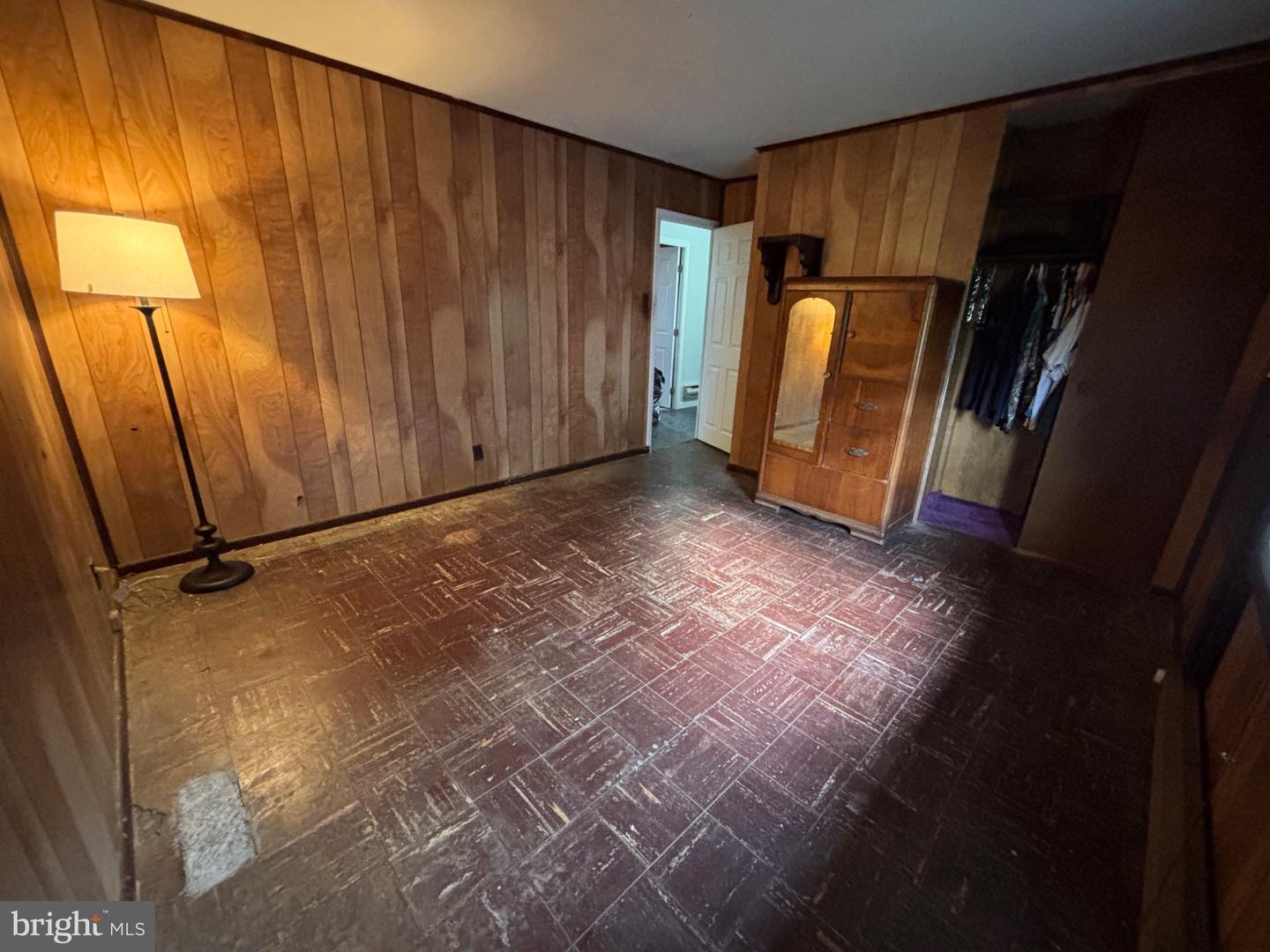 265 Wyandotte Rd Property Photo 21