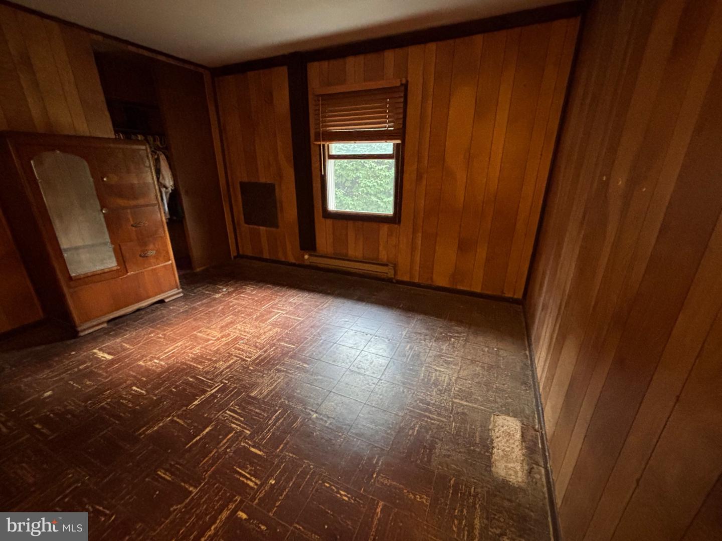 265 Wyandotte Rd Property Photo 22