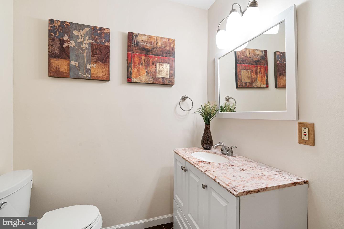 91 Sutphin Pnes Way Property Photo 8
