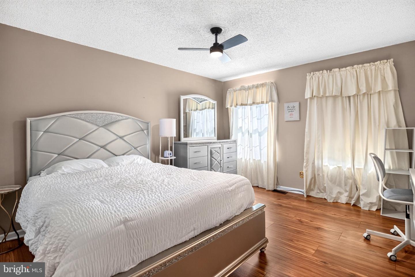 PABU2131230 Property Photo 10
