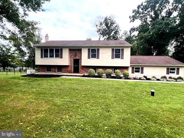 5400 CURLEY HILL RD Property Photo 1