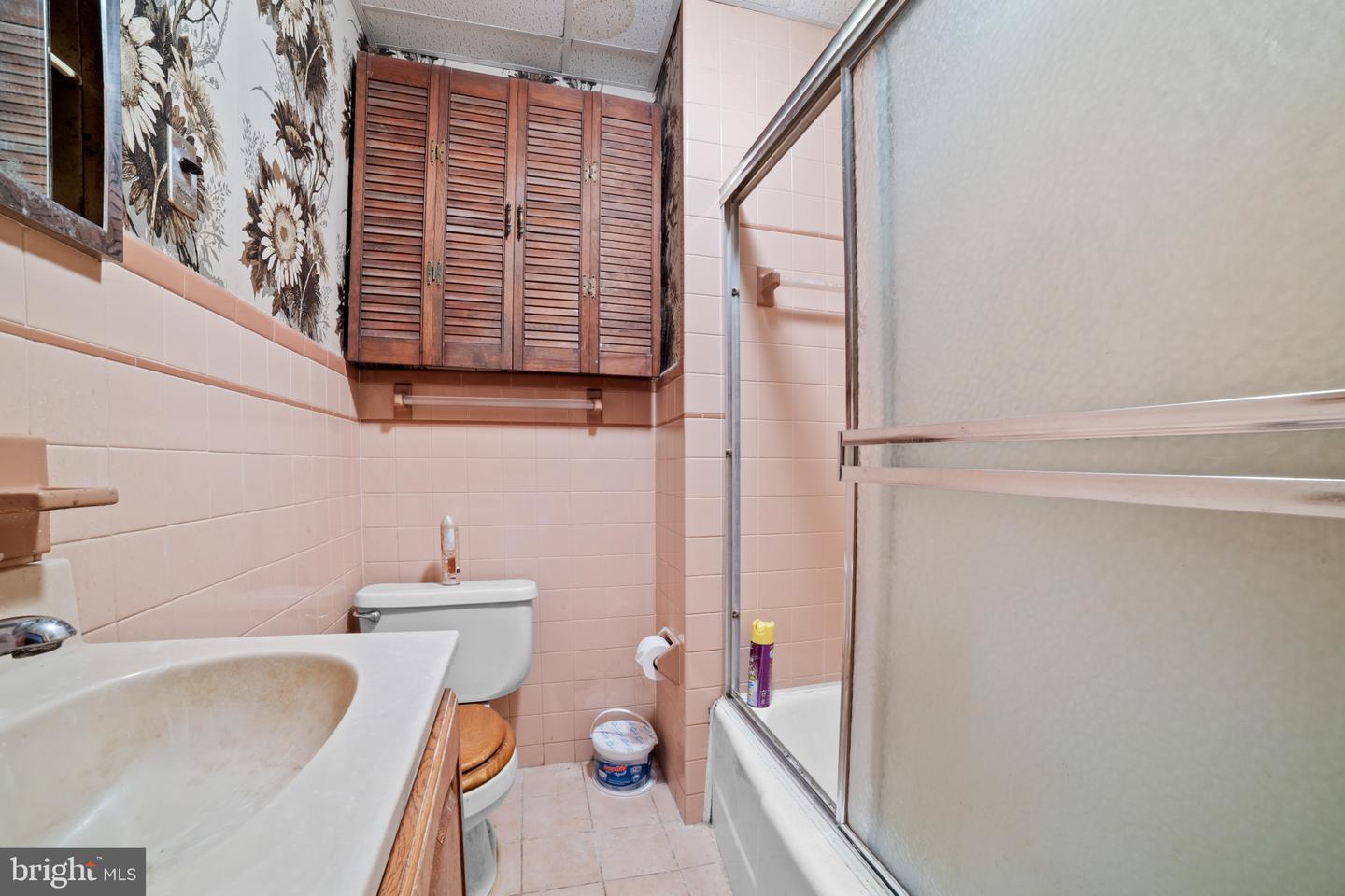 46 Central Property Photo 11