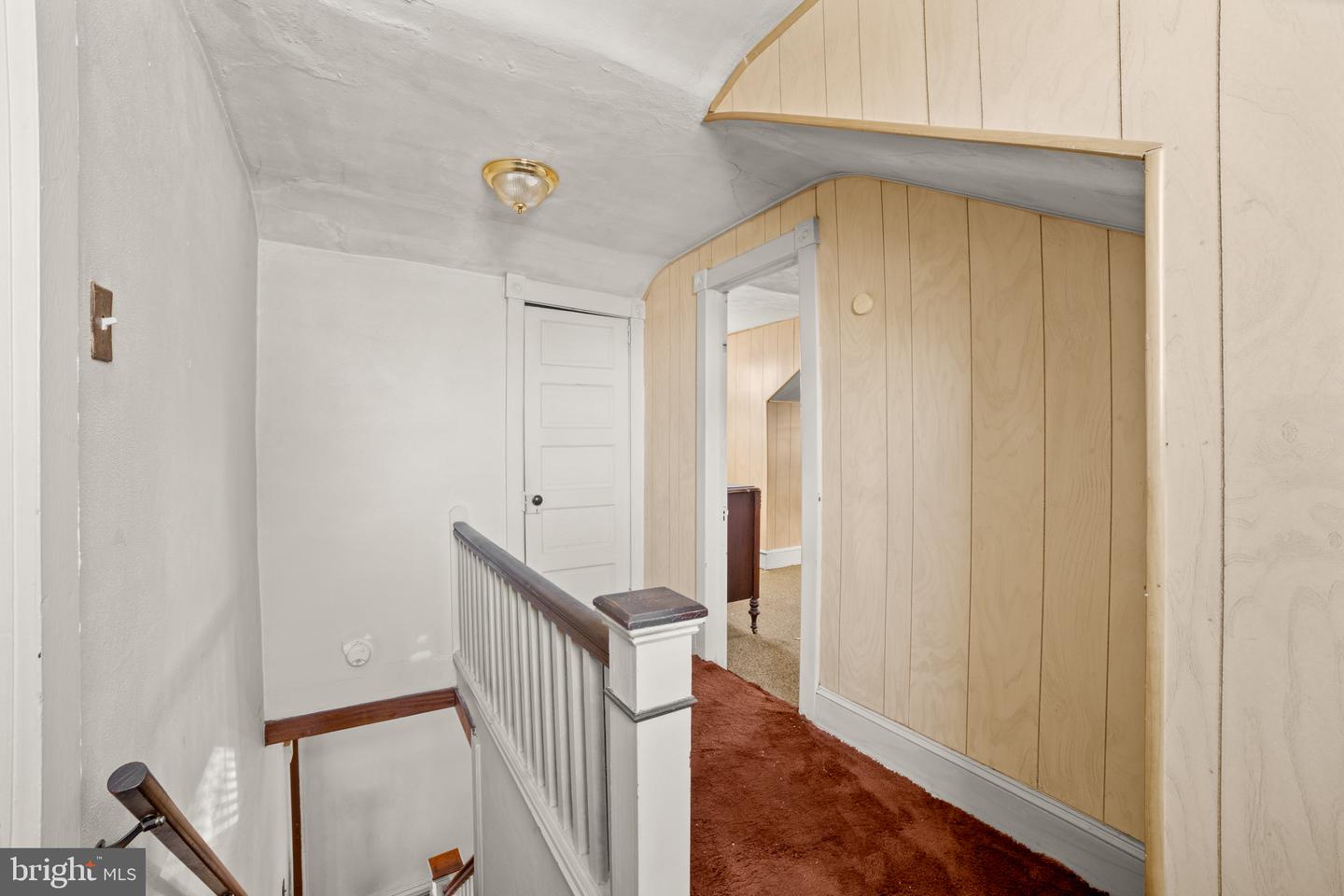 46 Central Property Photo 15