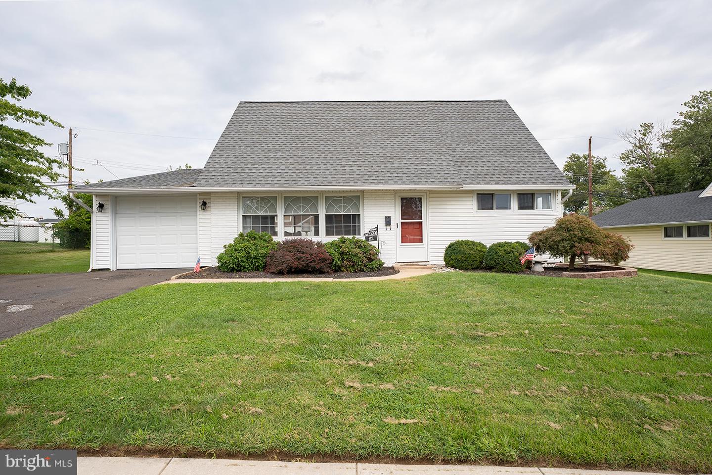 82 Cobalt Ridge Dr E Property Photo 1