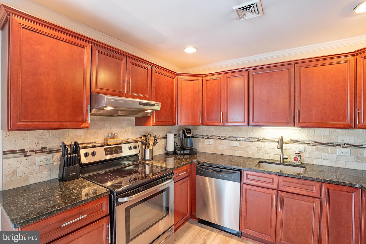 82 Cobalt Ridge Dr E Property Photo 10