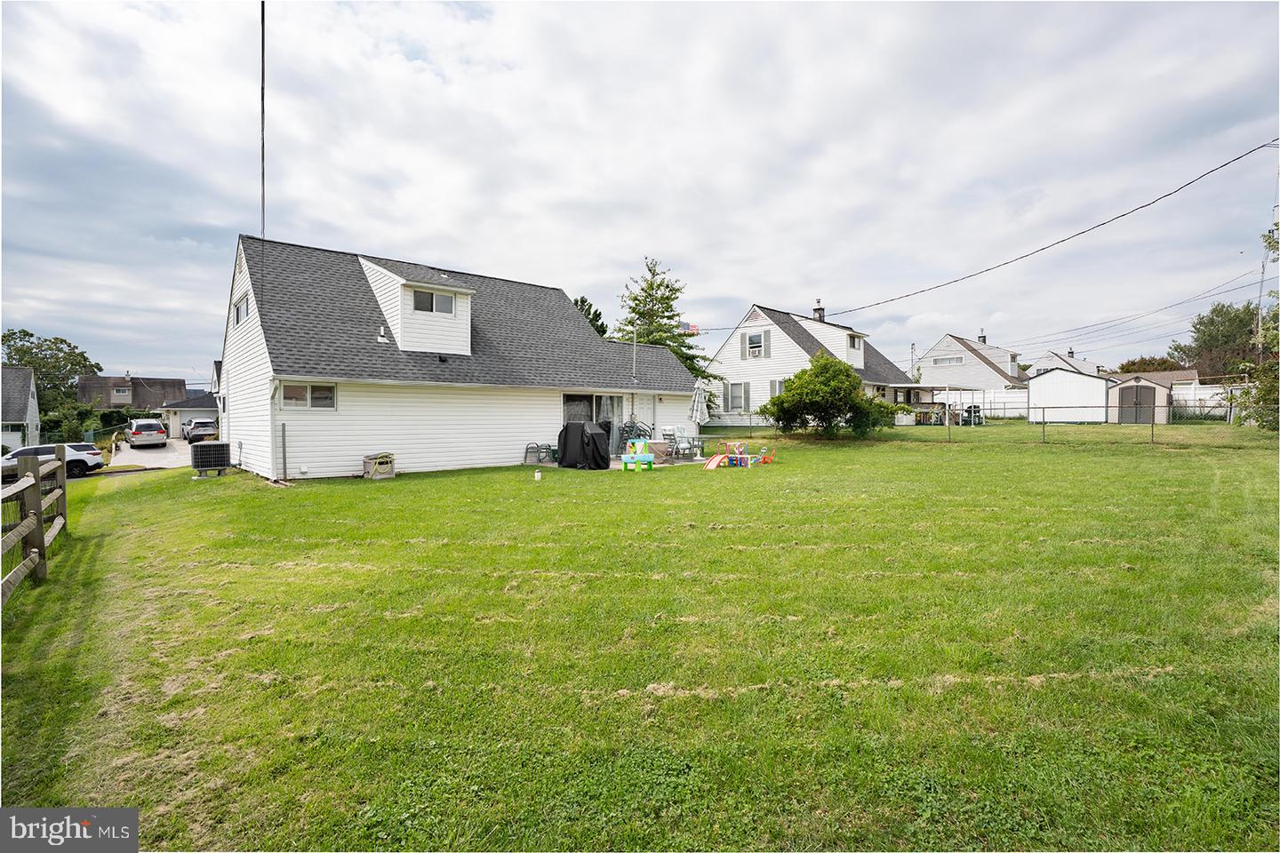 82 Cobalt Ridge Dr E Property Photo 22