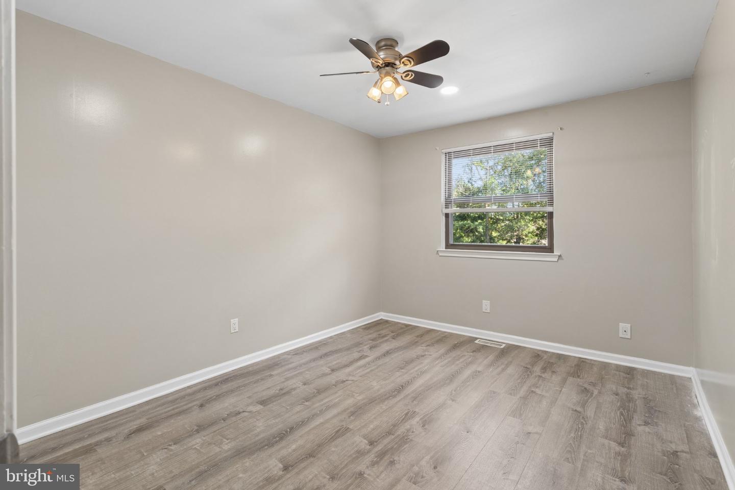3947 Gloucester Ct Property Photo 11