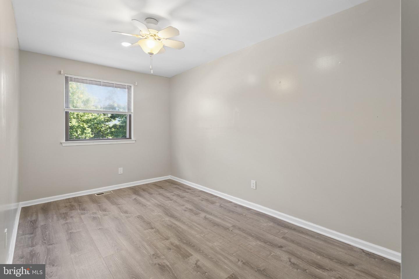 3947 Gloucester Ct Property Photo 12