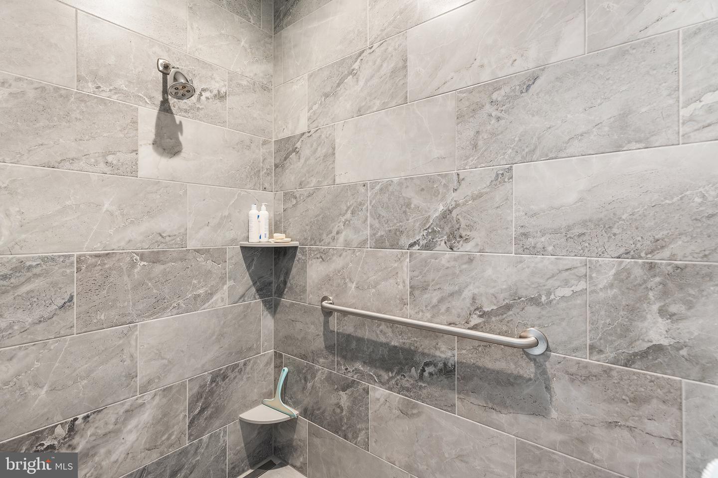 368 Shady Brook Dr #170 Property Photo 24