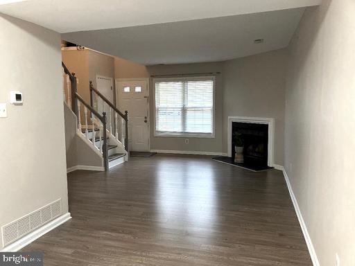 7 Parkview Property Photo 3