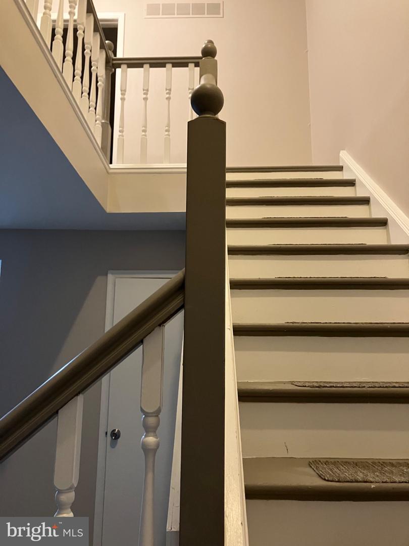 7 Parkview Property Photo 10