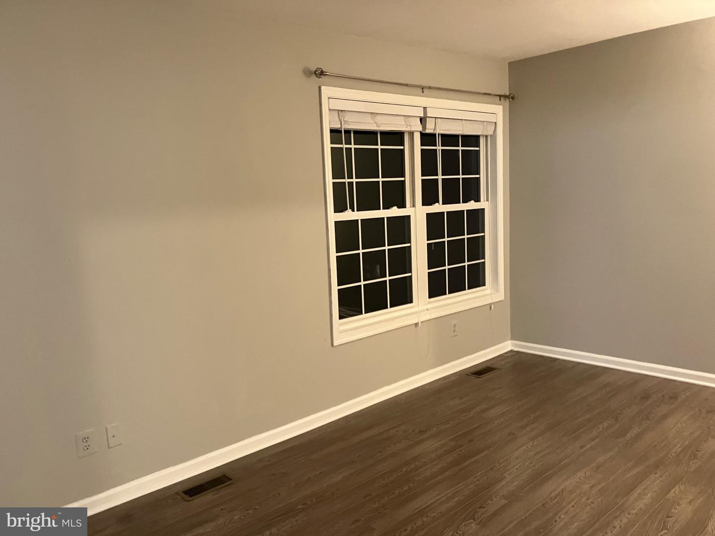 7 Parkview Property Photo 12