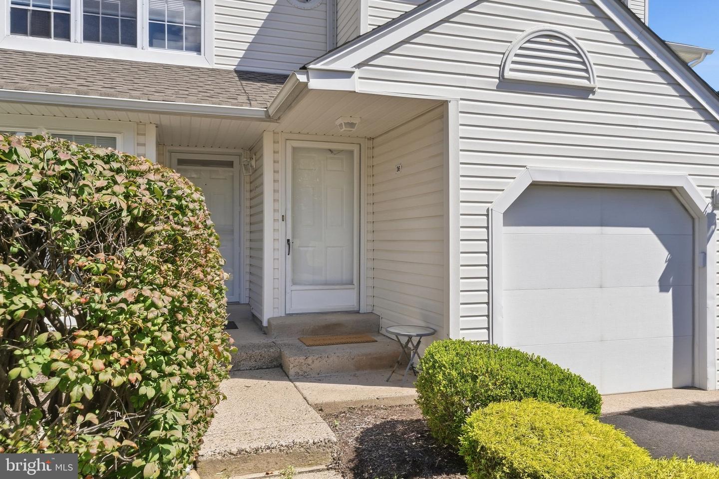 36 Banbury Ct Property Photo 2