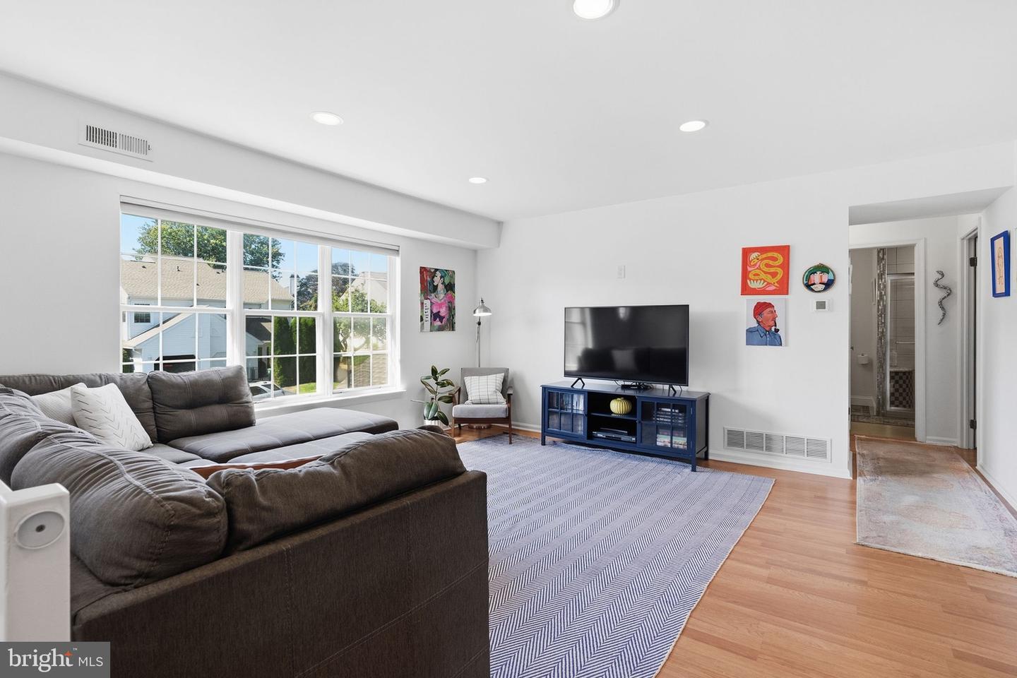 36 Banbury Ct Property Photo 3