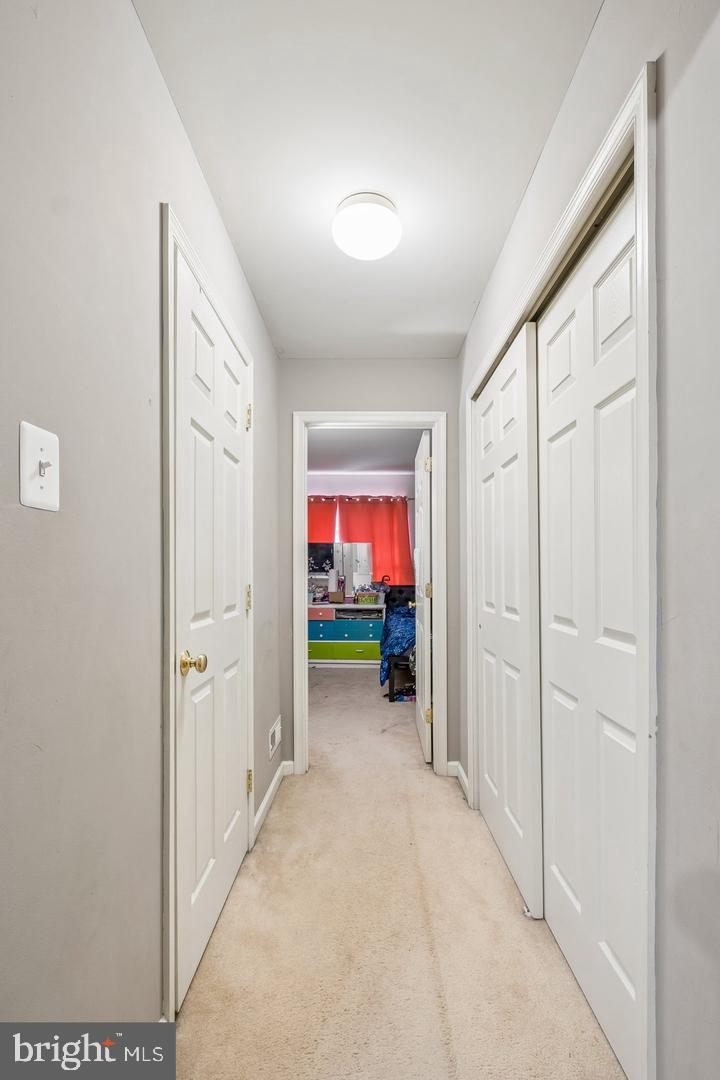 211 Tollgate Rd Property Photo 32