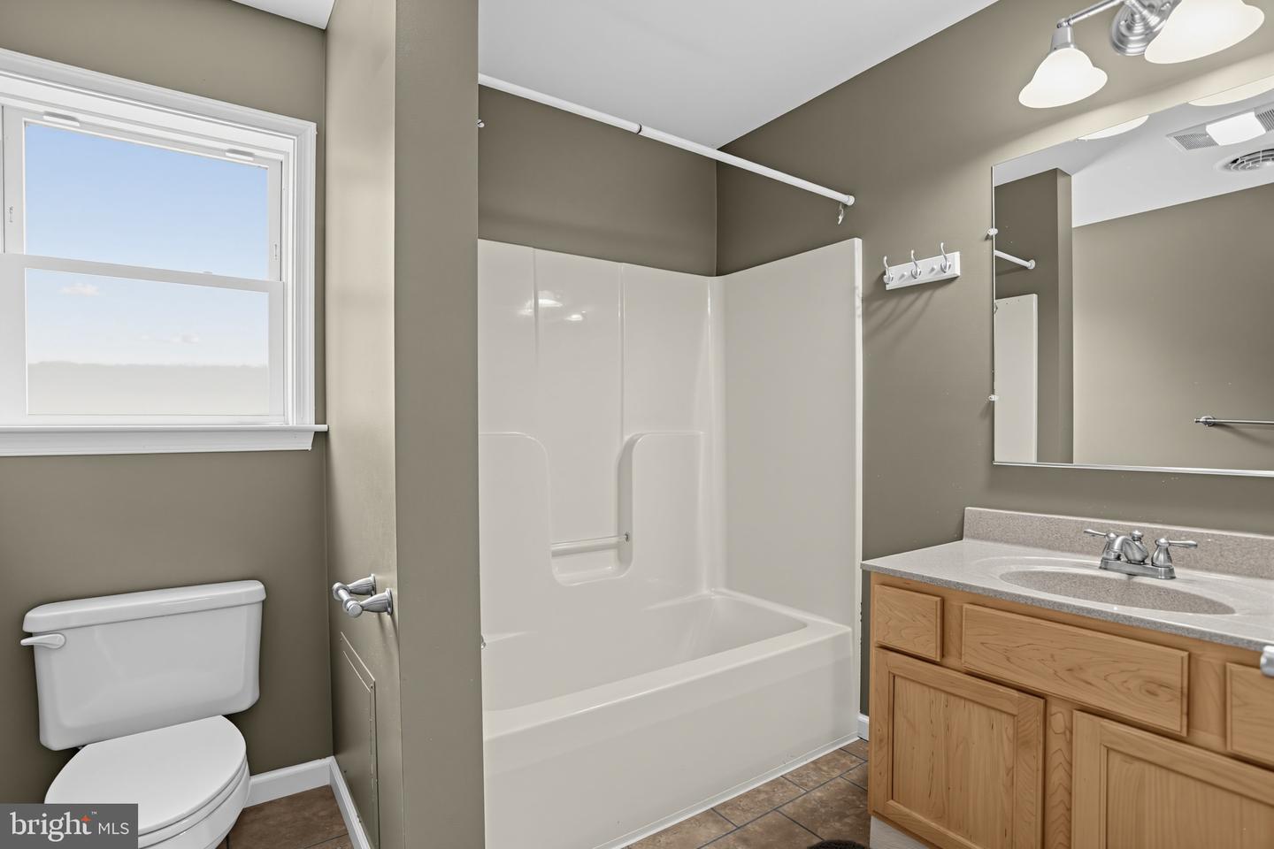 413 Lincoln Ave Property Photo 21